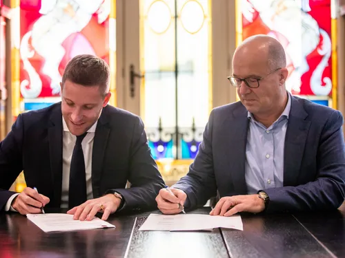 Le Puy du Fou lance un concept immersif en Chine !